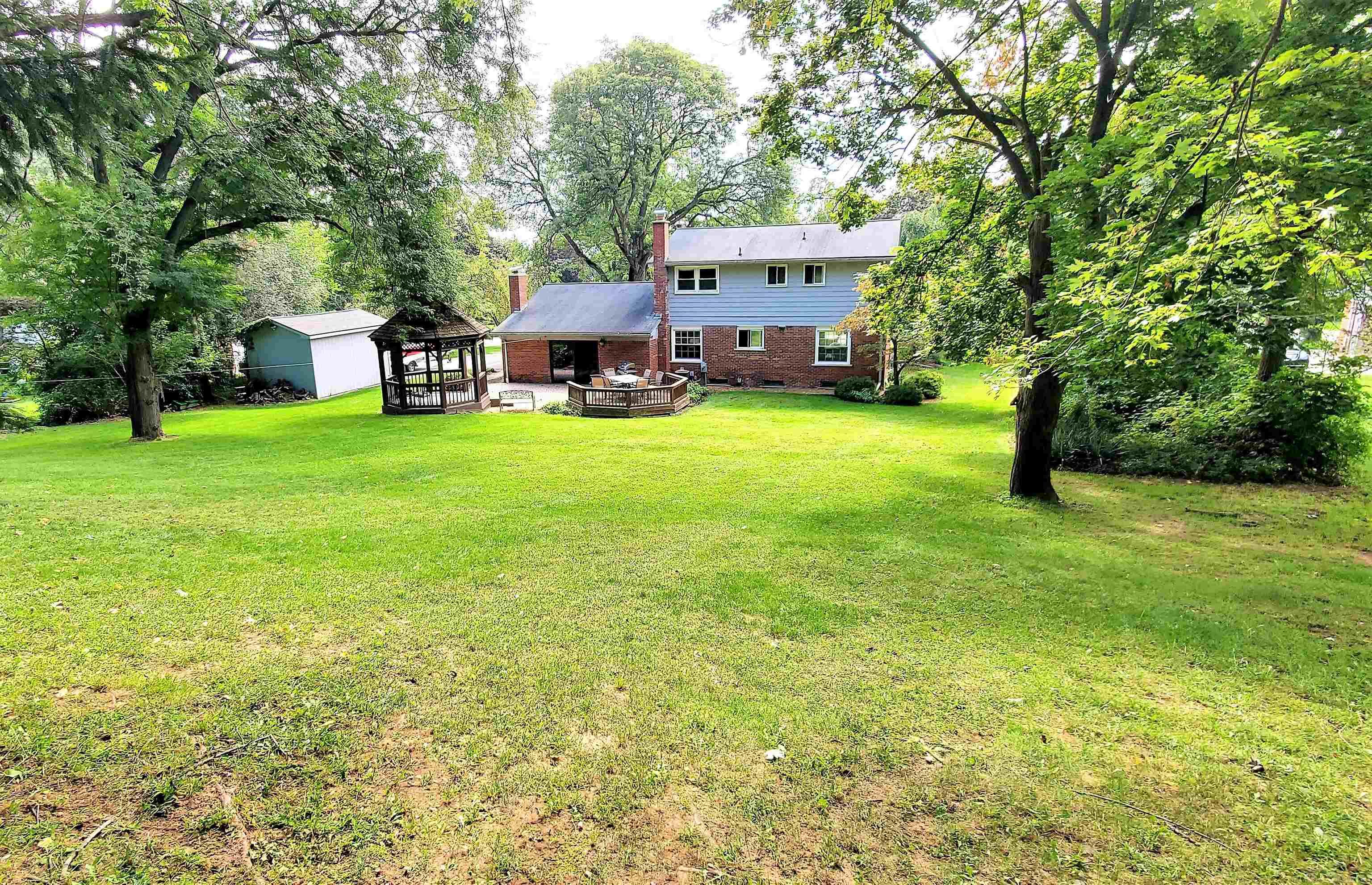 411 Broadleaf Drive Rochester, MI 48306 - Photo 68 of 73 50128763-4c9db376-eeee-495d-8691-d5785b5d3545.JPG