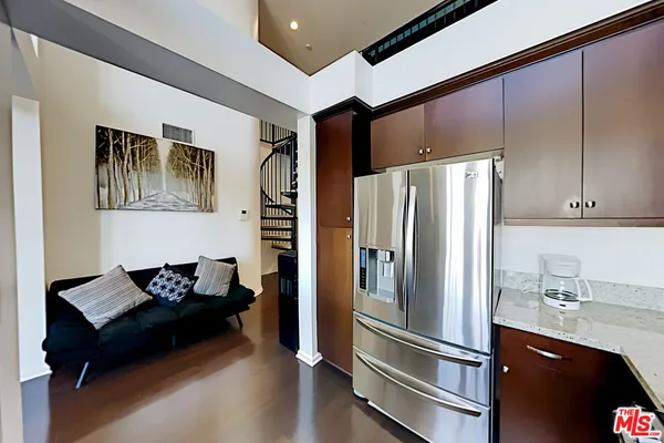 $695,000 | 1901 Victoria Avenue, Unit 201, Oxnard, CA 93035