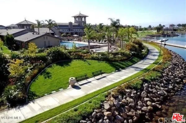 $695,000 | 1901 Victoria Avenue, Unit 201, Oxnard, CA 93035