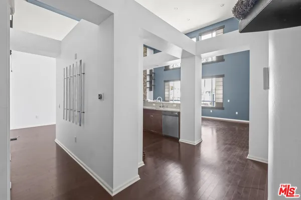 $695,000 | 1901 Victoria Avenue, Unit 201, Oxnard, CA 93035