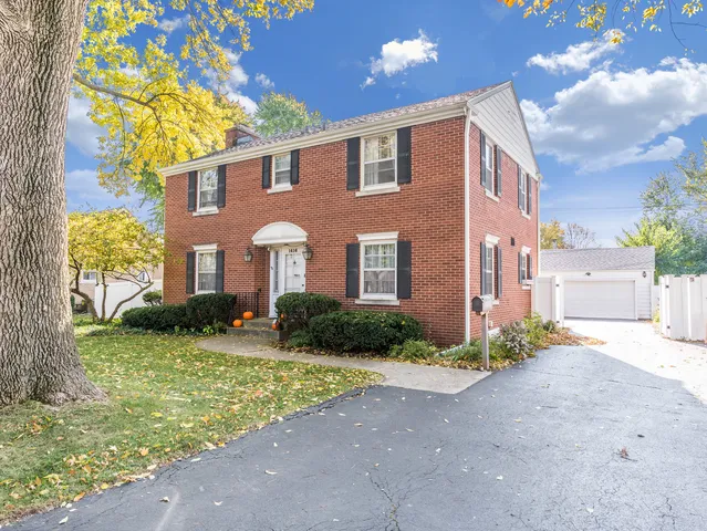 $315,000 | 1416 West Acres Road, Joliet, IL 60435