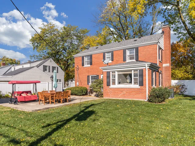 $315,000 | 1416 West Acres Road, Joliet, IL 60435