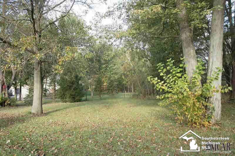 10315 Secor Road Temperance, MI 48182 - Photo 23 of 25