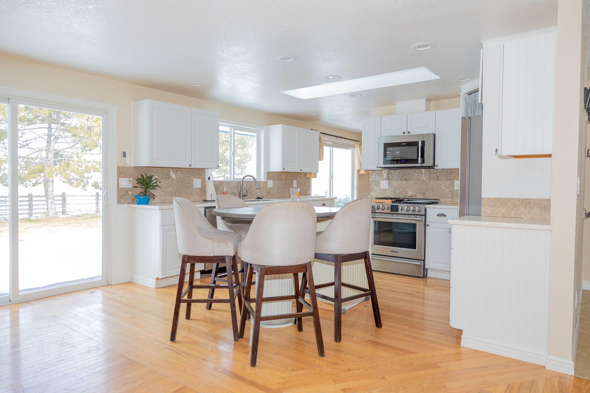 521 Old Midland Road Klamath Falls, OR 97603 - Photo 13 of 48 13