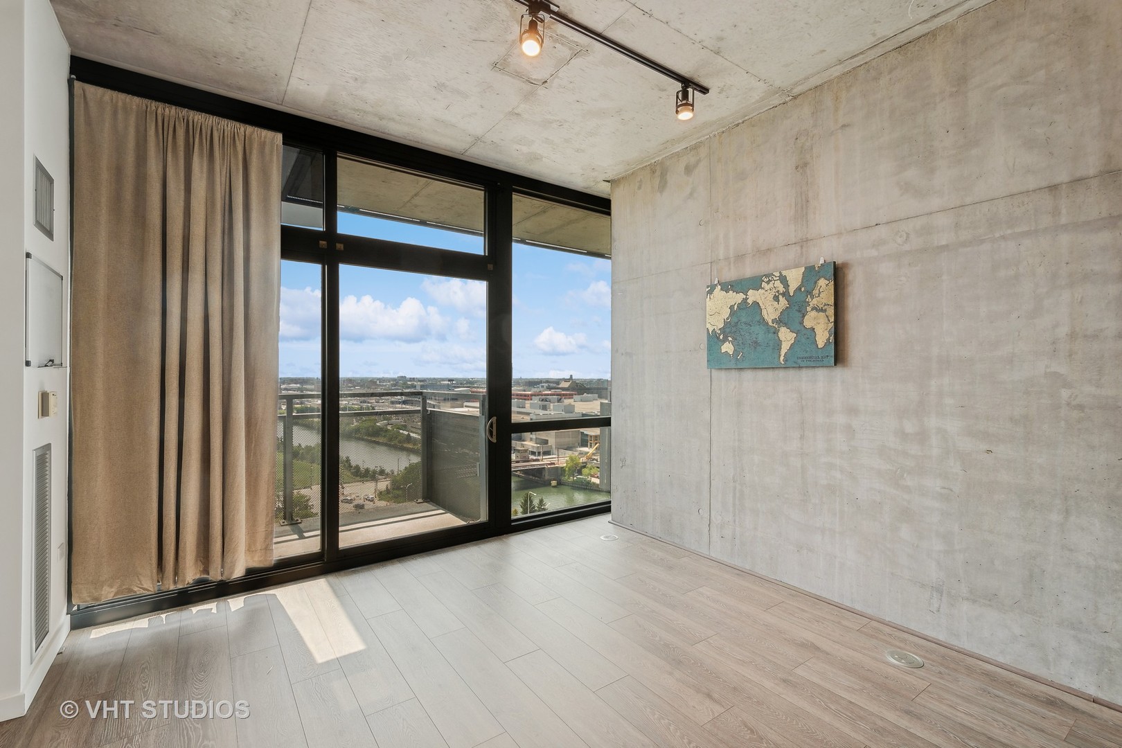 235 West Van Buren Street, Unit 1809 Chicago, IL 60607 - Photo 4 of 13