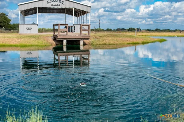 $315,000 | 190 Hood Road, Inez, TX 77968