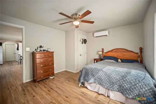 $315,000 | 190 Hood Road, Inez, TX 77968