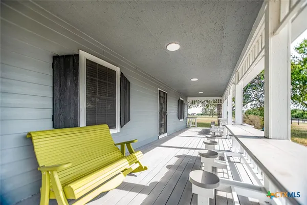 $315,000 | 190 Hood Road, Inez, TX 77968