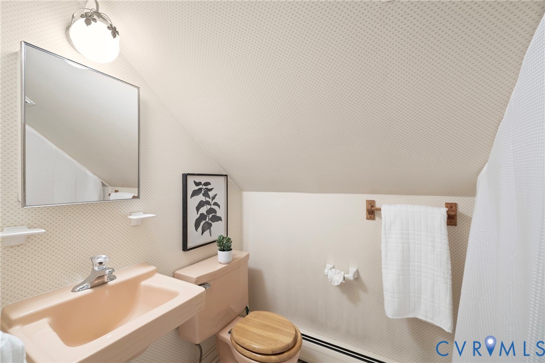 4501 Menokin Road Richmond, VA 23225 - Photo 35 of 42 Bedroom 5 En-Suite Full Bath