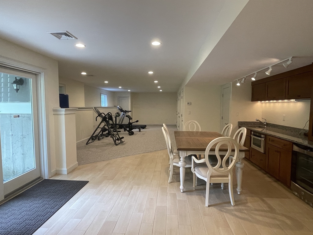 10 Blodgett Road Lexington, MA 02420 - Photo 20 of 24