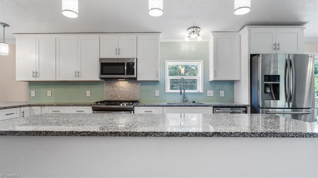 609 Scott Farm Road Clemmons, NC 27012 - Photo 27 of 39 Gallery Image 27