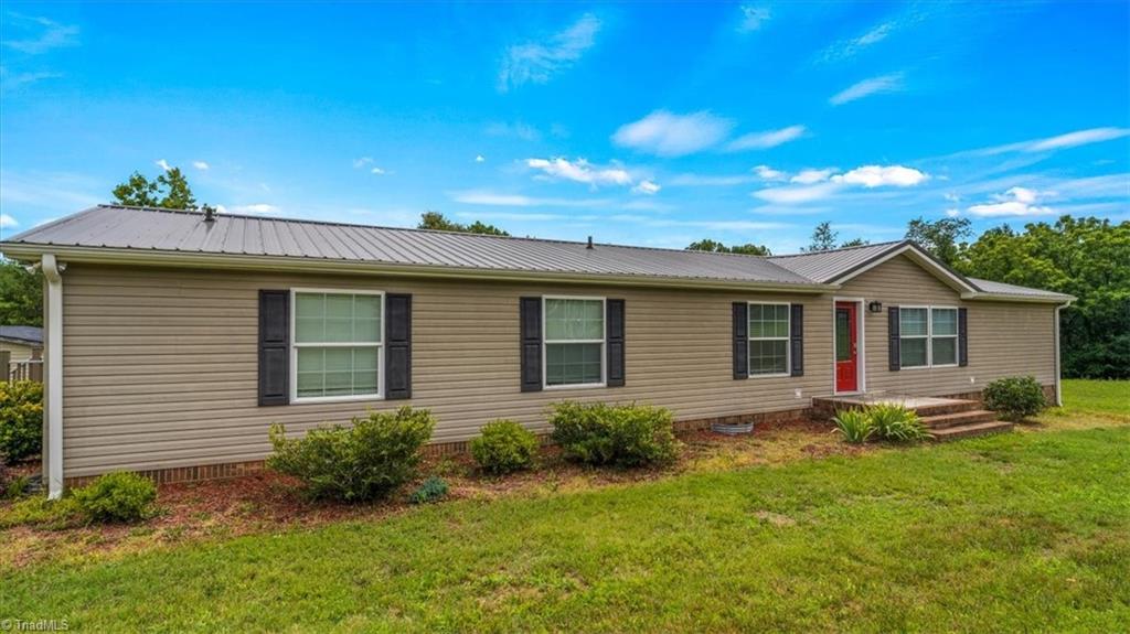 609 Scott Farm Road Clemmons, NC 27012 - Photo 3 of 39 Gallery Image 3