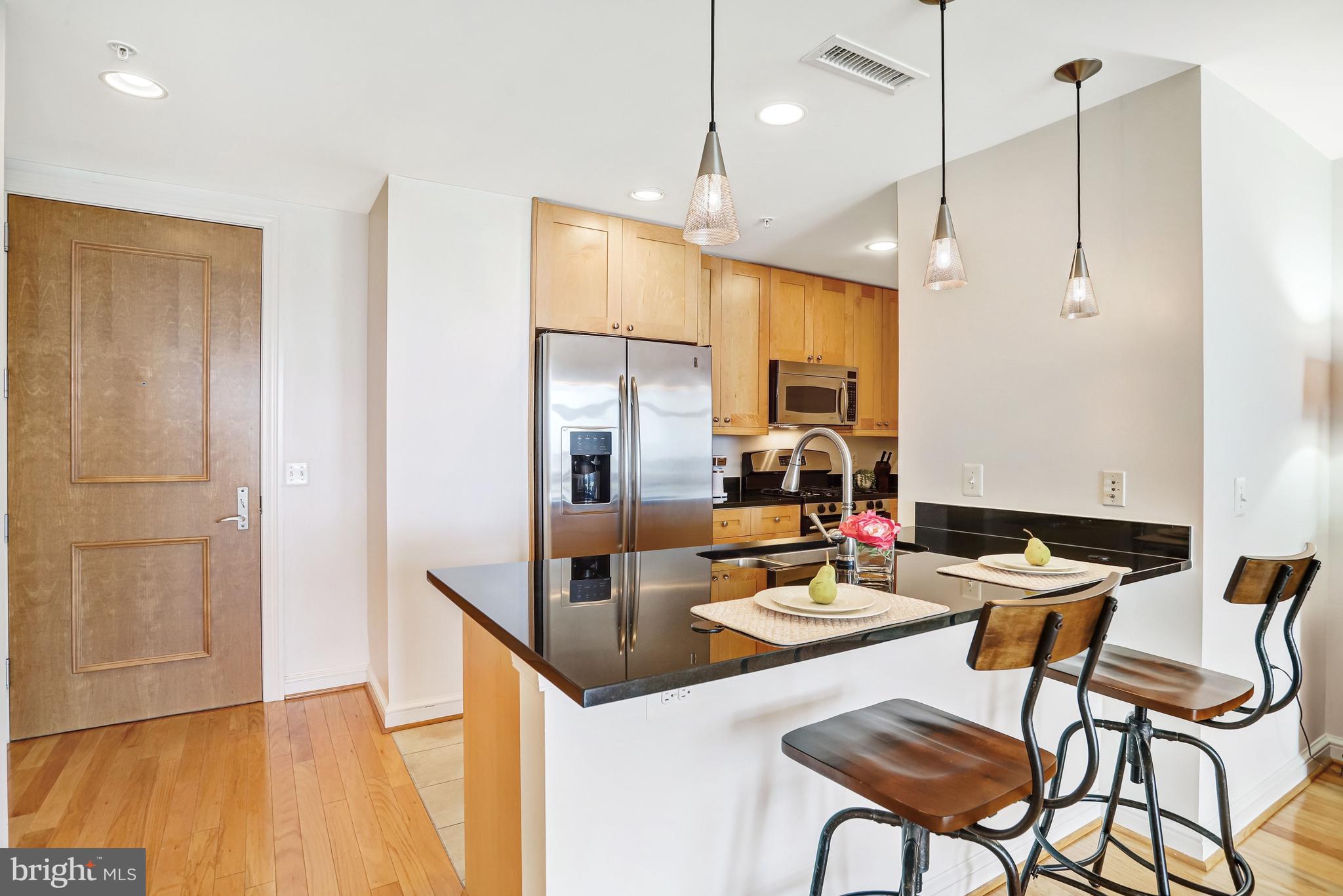 11990 Market Street, Unit 814 Reston, VA 20190 - Photo 14 of 76 Gallery Image 14