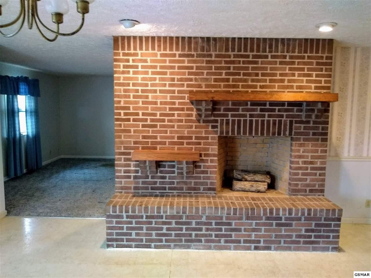 3024 Douglas Dam Road Kodak, TN 37764 - Photo 3 of 29
