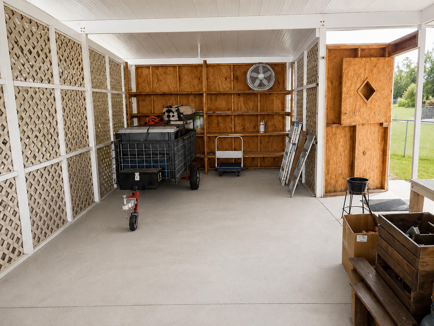 1806 John Road Clewiston, FL 33440 - Photo 14 of 18 garage