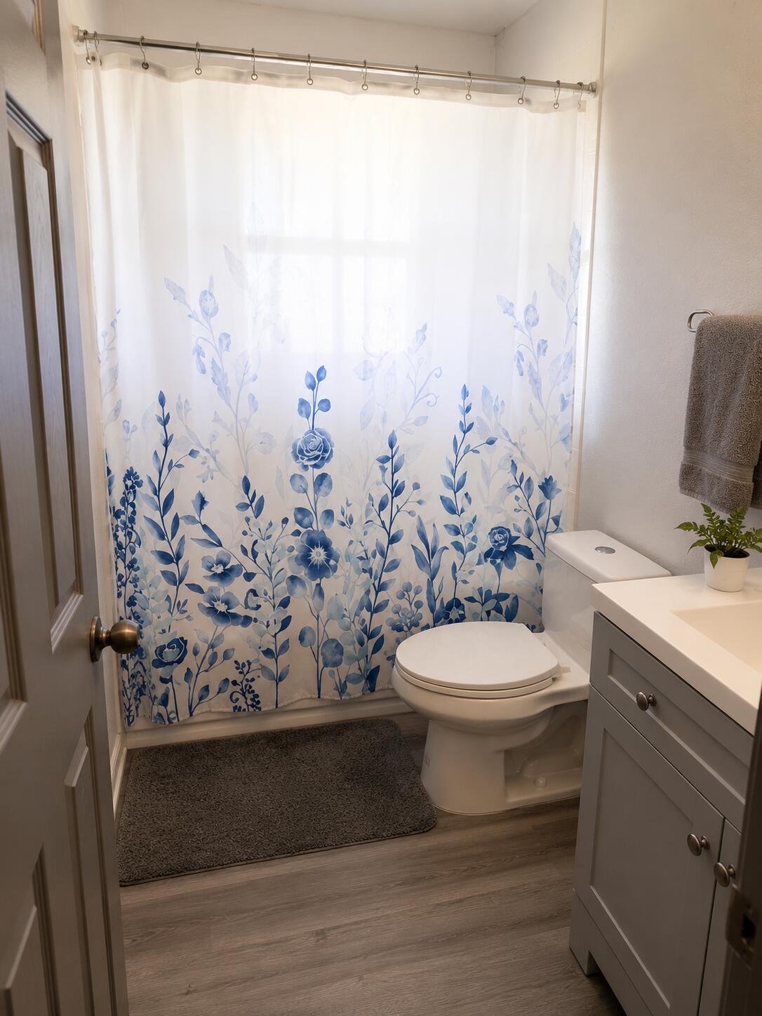 1806 John Road Clewiston, FL 33440 - Photo 7 of 18 Master Bathroom