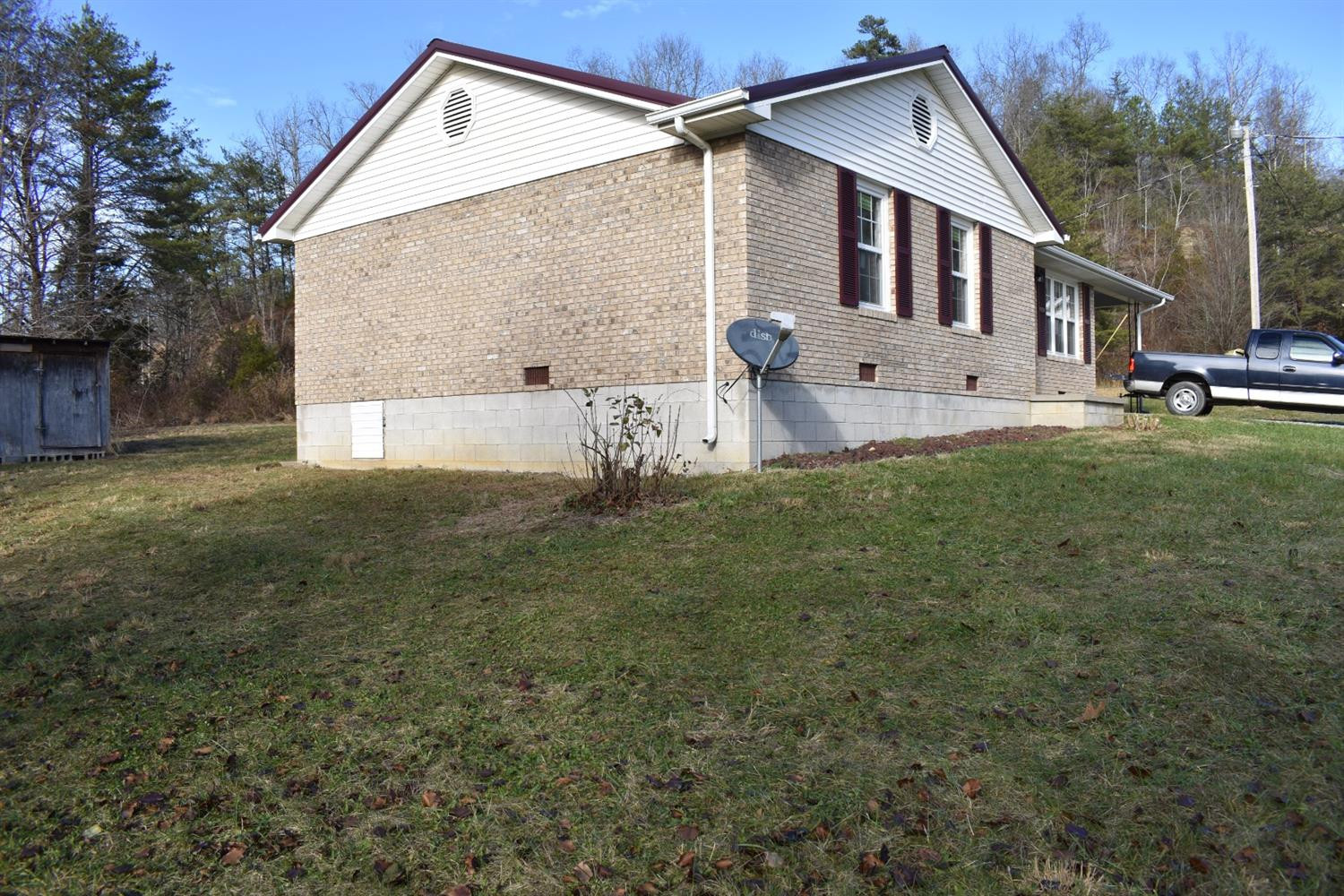 270 Roy Cox Road Manchester, KY 40962 - Photo 27 of 59 Photo 29