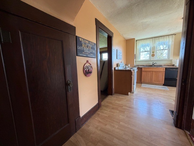 915 East Emery Road Decatur, IL 62526 - Photo 5 of 36