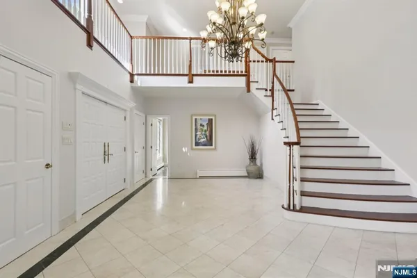 a view of entryway and hall