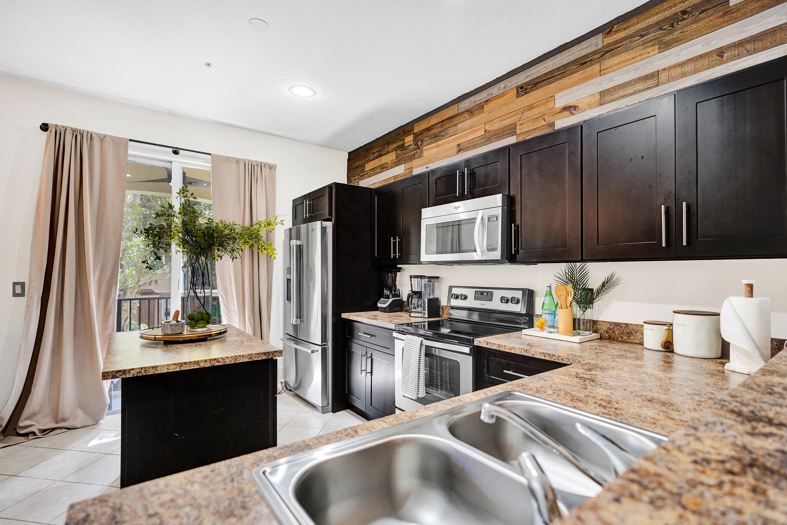 4533 Danson Way Delray Beach, FL 33445 - Photo 9 of 88 DSC02553