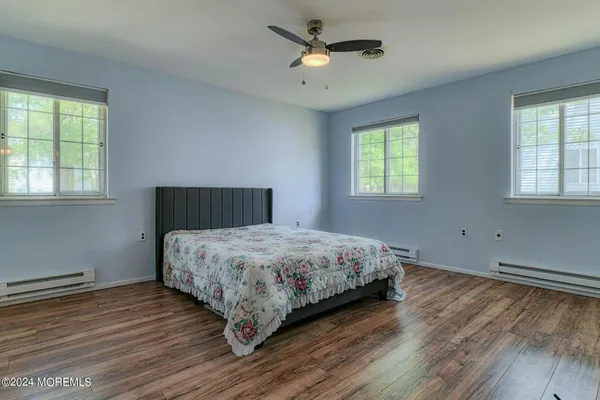 $2,400 | 35 Auburn Street, Unit 54B, Whiting, NJ 08759