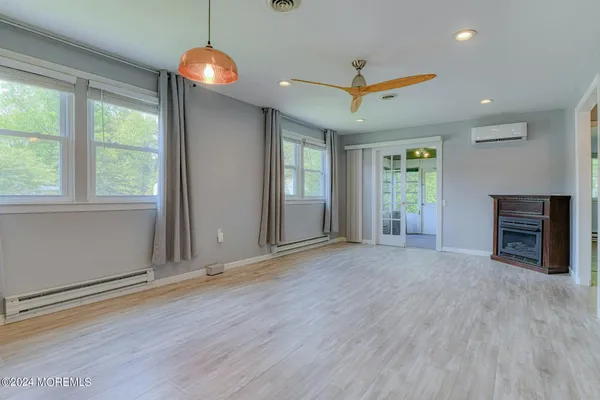 $2,400 | 35 Auburn Street, Unit 54B, Whiting, NJ 08759