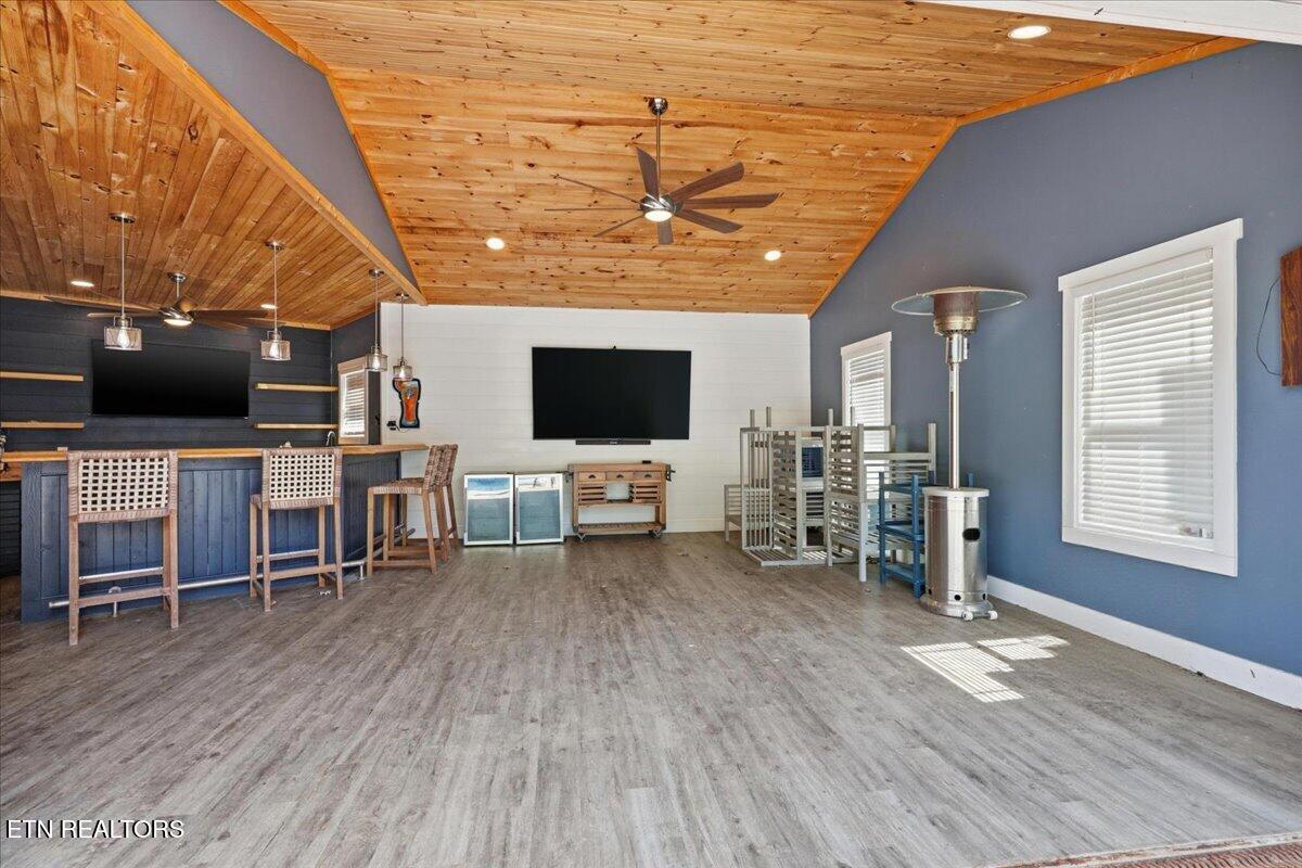 124 Alpine Drive Clinton, TN 37716 - Photo 43 of 56 43-050_7K9A1285_autoremove_27052427