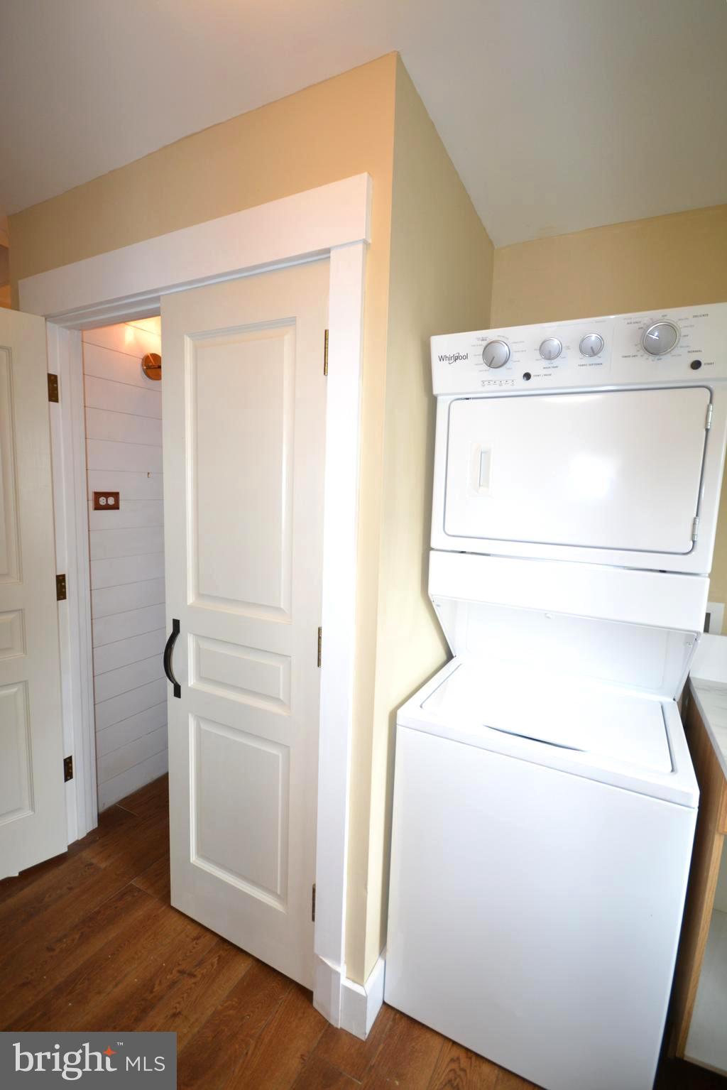 106 B Conner Street St. Michaels, MD 21663 - Photo 23 of 27 a utility room with dryer and washer