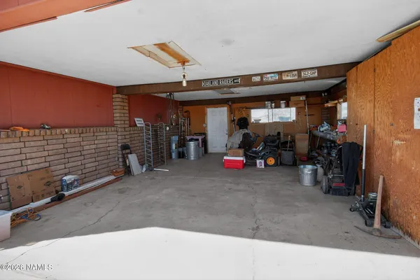 $376,000 | 2501 Mountain Drive, Winslow, AZ 86047