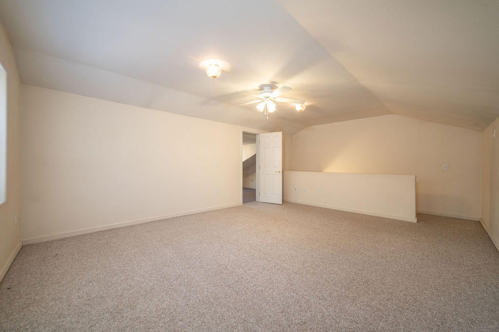 19132 Pumice Butte Road Bend, OR 97702 - Photo 28 of 49 PhotoMyListing-54