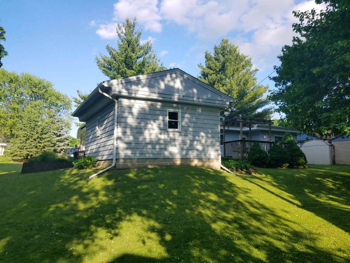 702 Garfield Road Harvard, IL 60033 - Photo 3 of 18