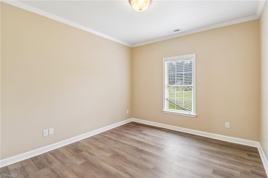 104 Mollie Road Harmony, NC 28634 - Photo 19 of 25