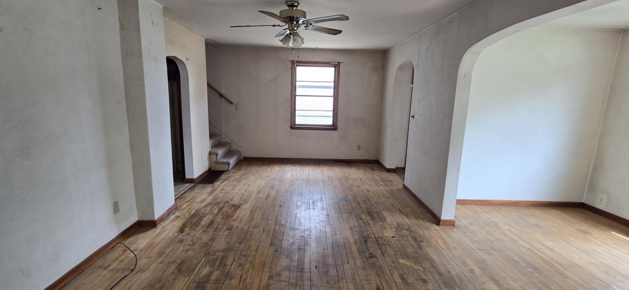 922 White Street Jackson, MN 56143 - Photo 9 of 14