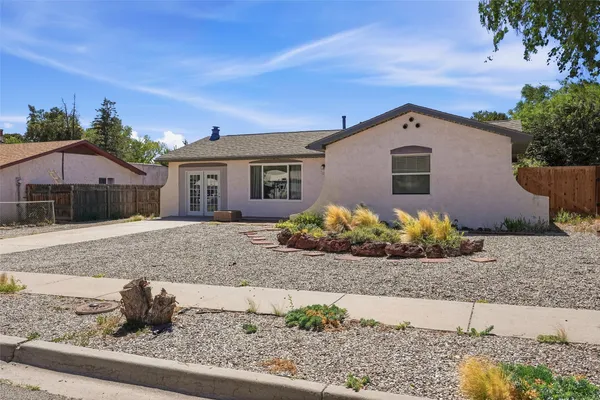 $490,000 | 507 Paige Loop, White Rock, NM 87547
