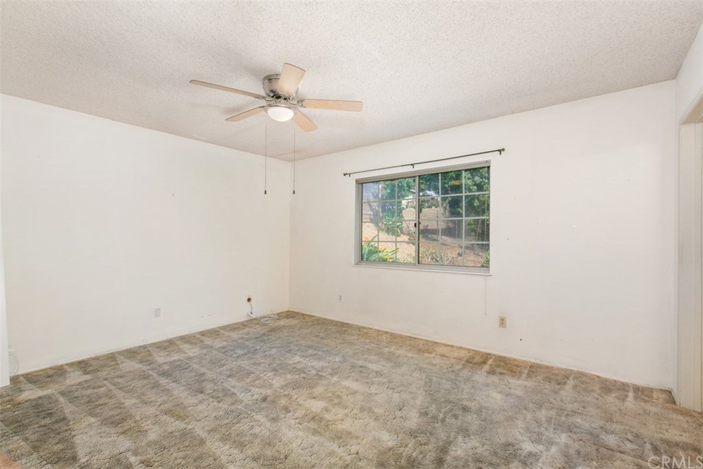 443 East Dougherty Street Fallbrook, CA 92028 - Photo 19 of 27