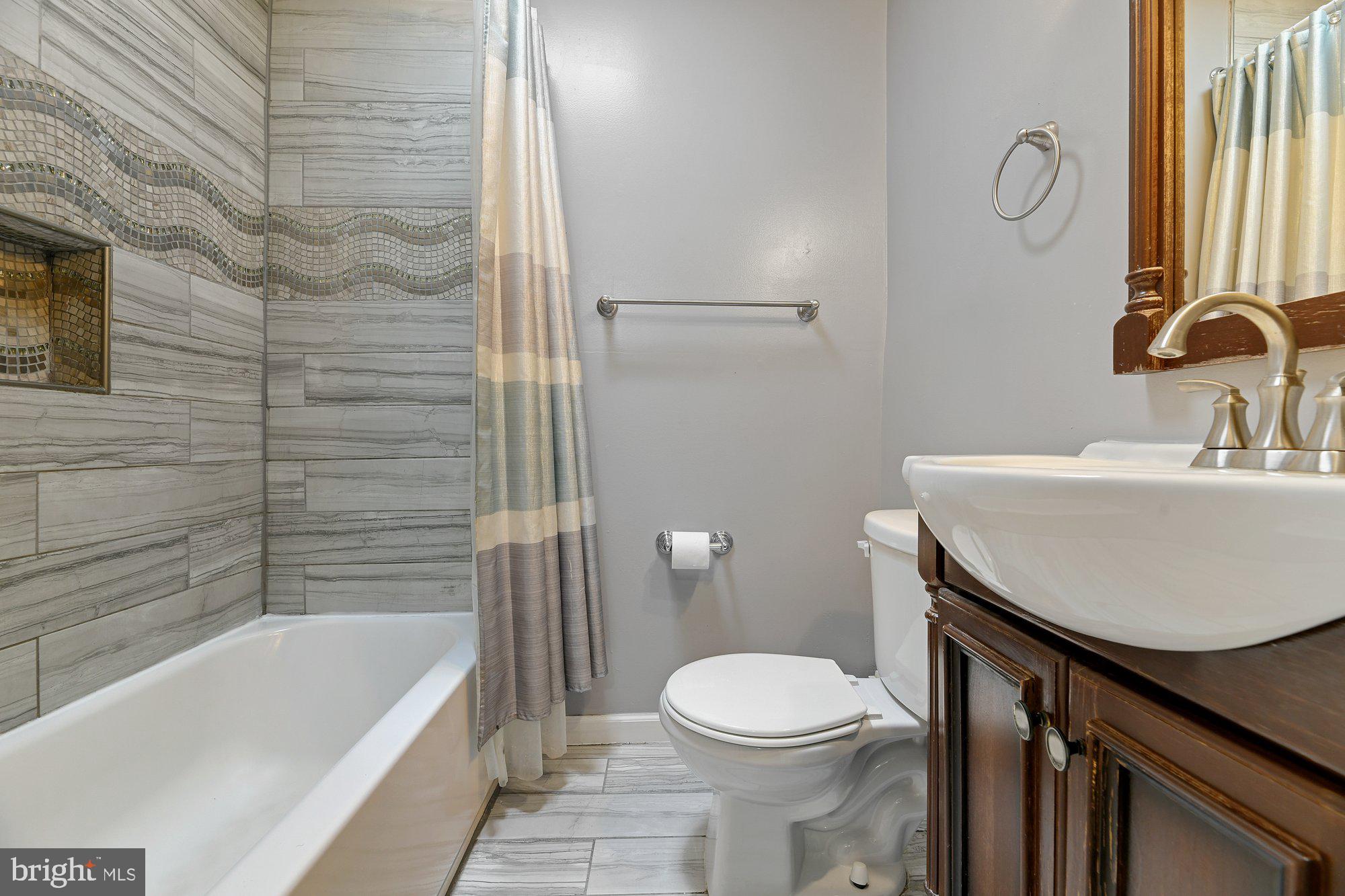 5410 Masefield Road Baltimore, MD 21229 - Photo 15 of 27