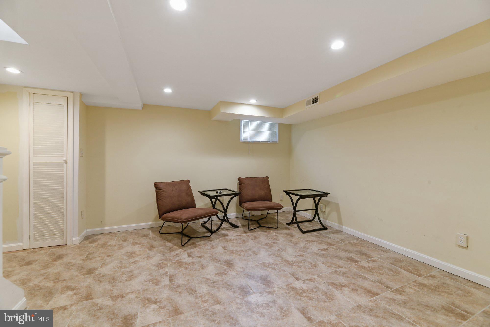 5410 Masefield Road Baltimore, MD 21229 - Photo 22 of 27