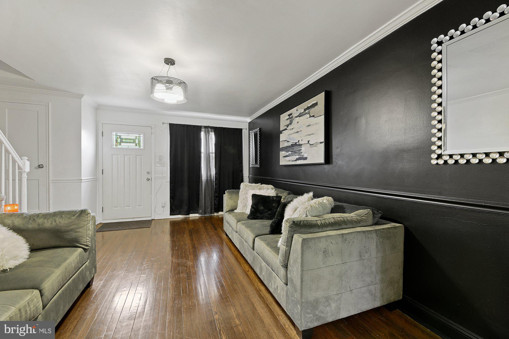 5410 Masefield Road Baltimore, MD 21229 - Photo 7 of 27