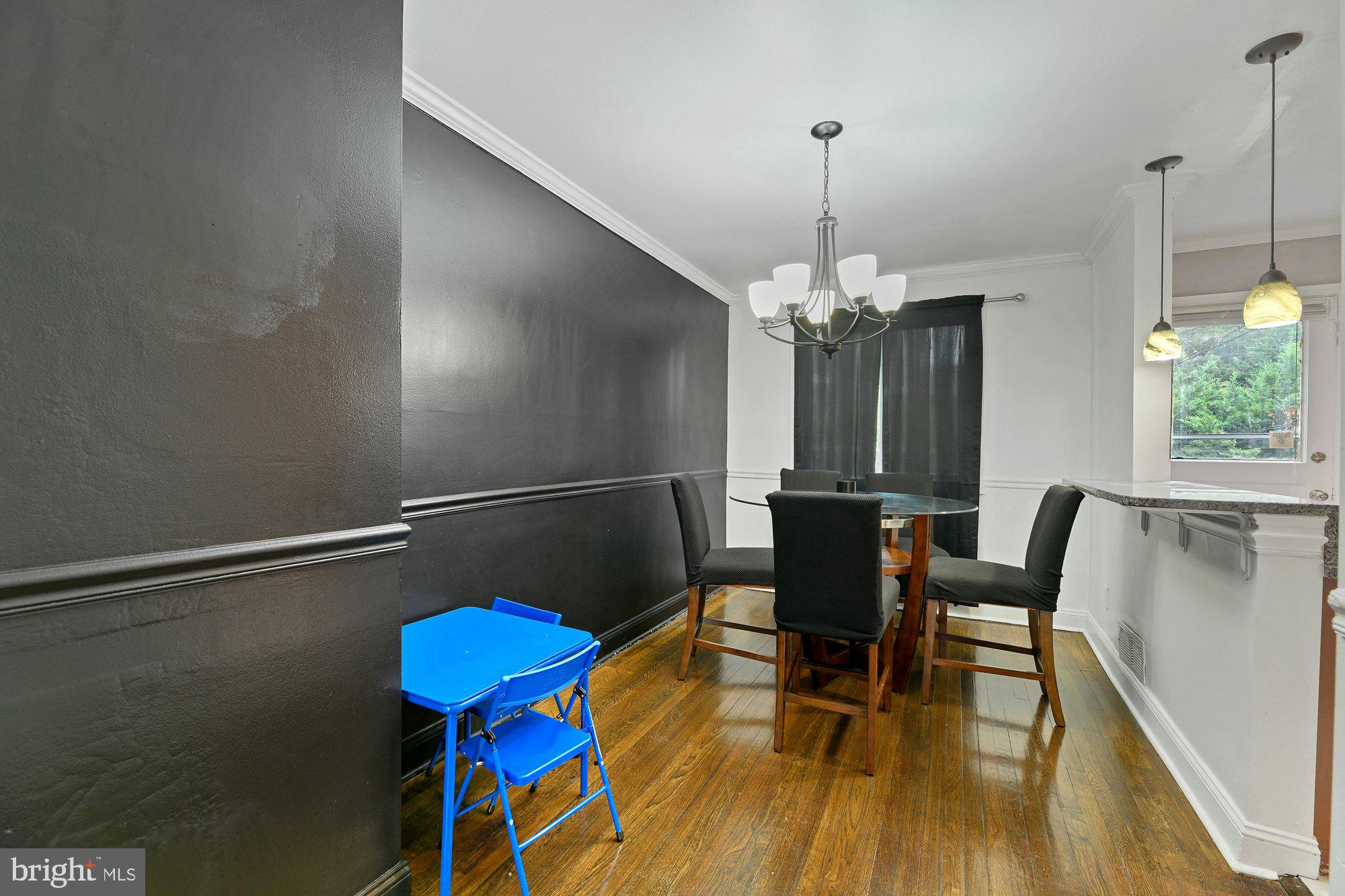 5410 Masefield Road Baltimore, MD 21229 - Photo 8 of 27