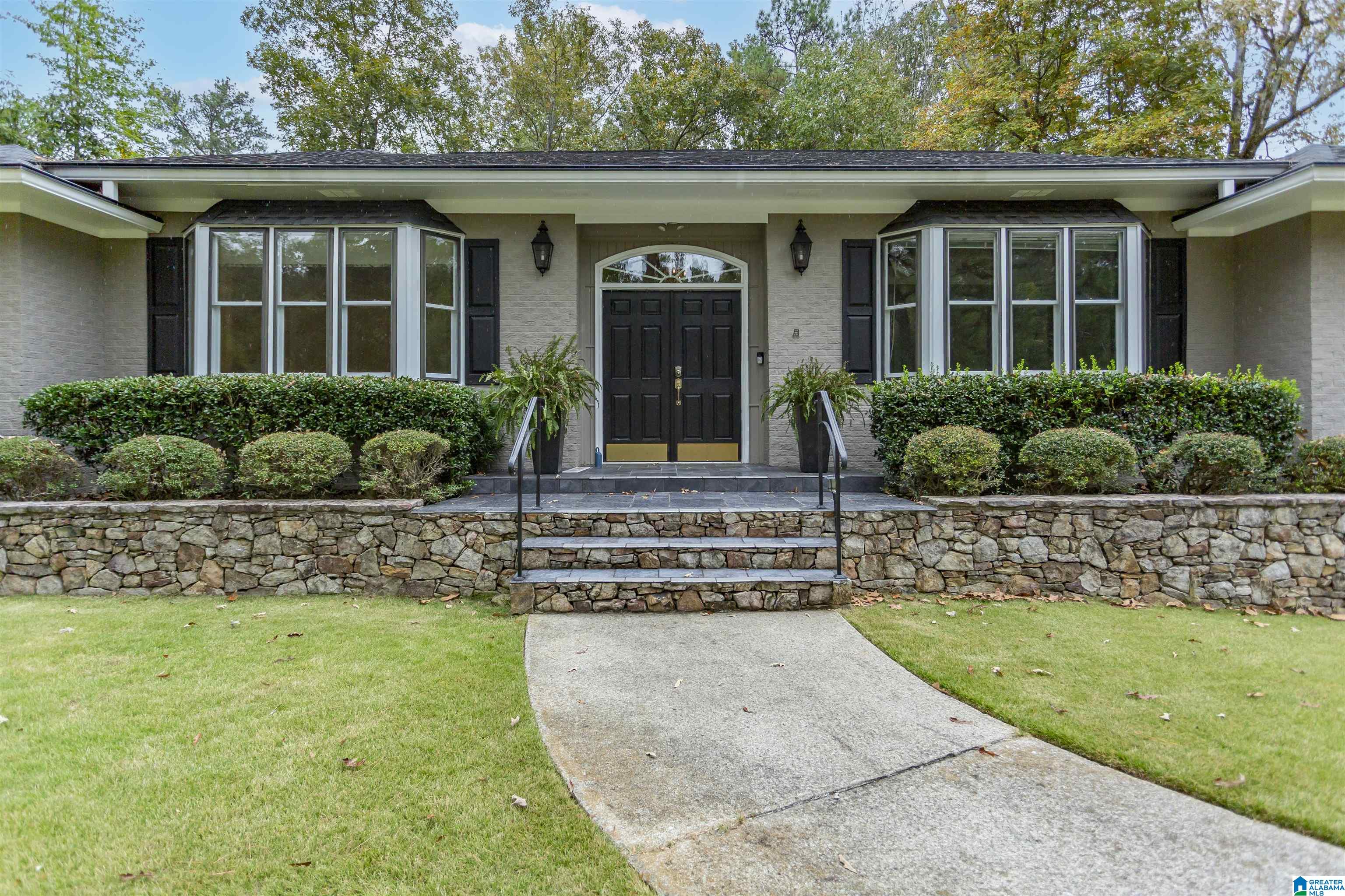 2216 Hunters Cove Birmingham, AL 35216 - Photo 2 of 66