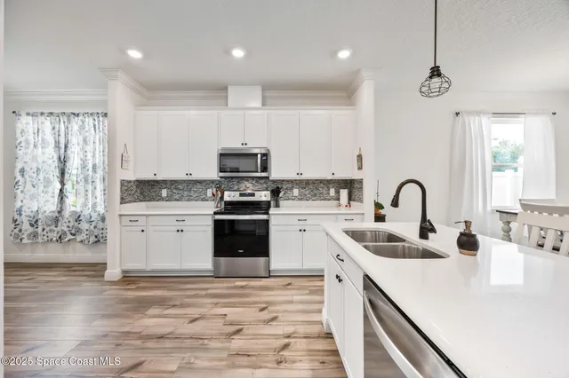 $405,000 | 880 Covington Court, Rockledge, FL 32955