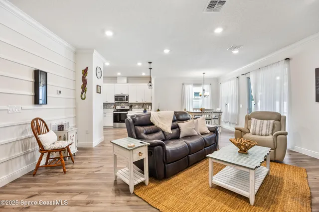 $405,000 | 880 Covington Court, Rockledge, FL 32955