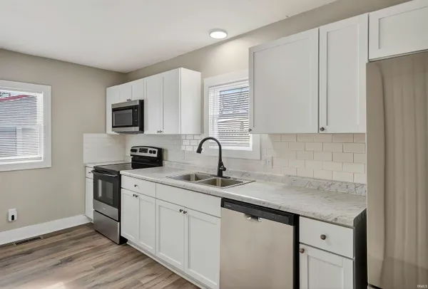 $184,900 | 2807 Witchwood Drive, Fort Wayne, IN 46809