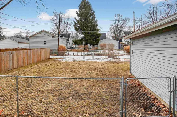 $184,900 | 2807 Witchwood Drive, Fort Wayne, IN 46809