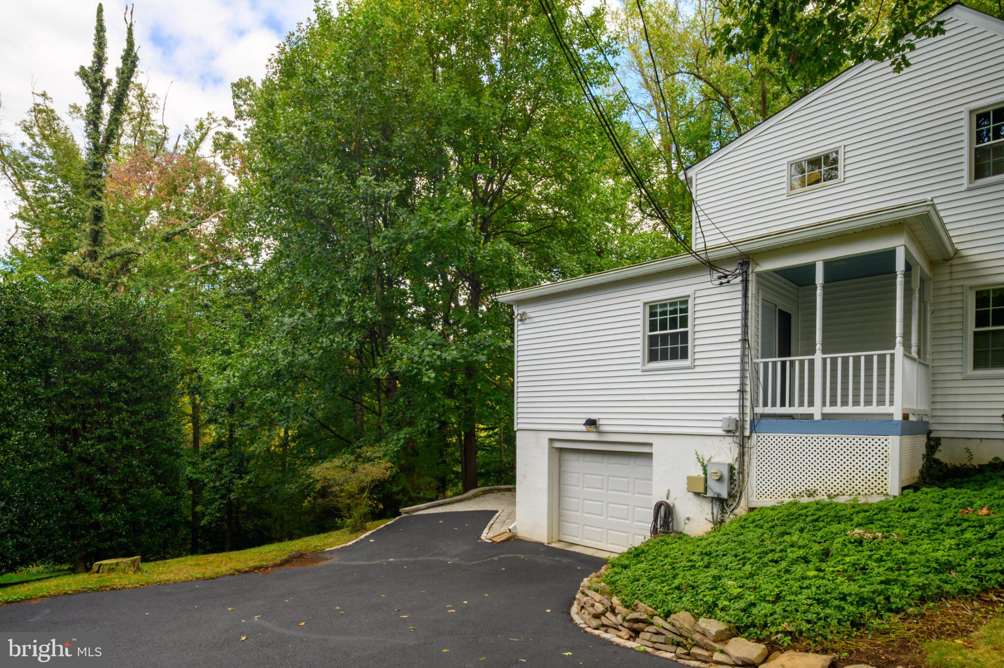 211 Patuxent Road Laurel, MD 20707 - Photo 6 of 46 Exterior Side (alt view)