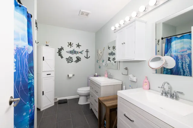 $379,900 | 1464 Waterloo Avenue, West Salem, WI 54669