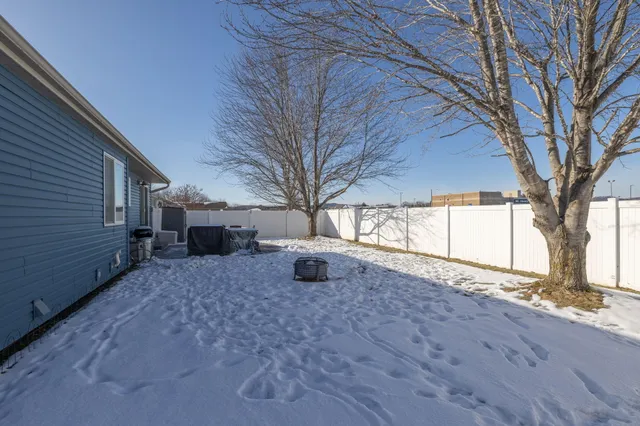 $379,900 | 1464 Waterloo Avenue, West Salem, WI 54669