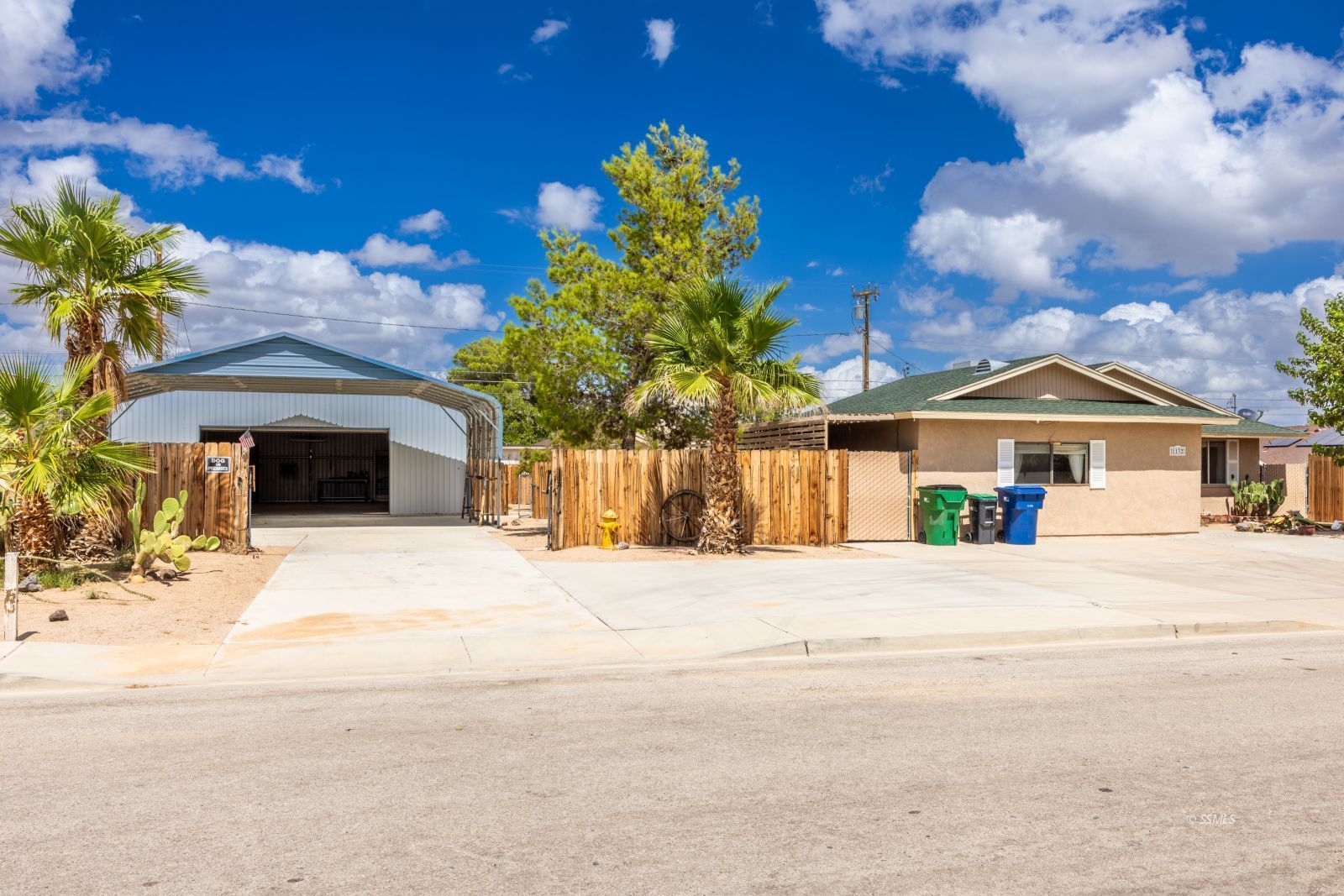 1132 West Coronado Avenue Ridgecrest, CA 93555 - Photo 2 of 32 Gallery Image 2