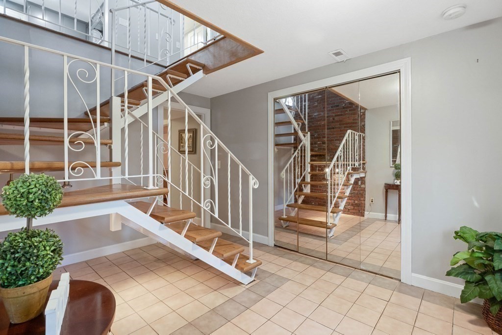 240 West Main Street Georgetown, MA 01833 - Photo 13 of 25 Gallery Image 13