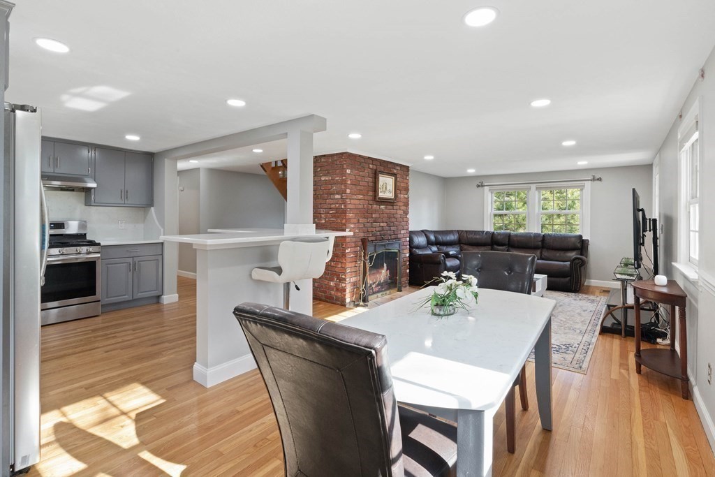 240 West Main Street Georgetown, MA 01833 - Photo 5 of 25 Gallery Image 5